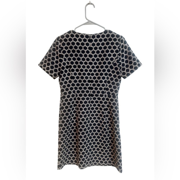Ann Taylor Sheath Dress Polka Dot Textured Black & White Size 2 - Picture 4 of 7
